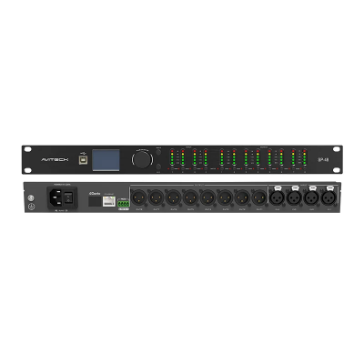 Vad är skillnaderna mellan en ljudprocessor och en effektförstärkare?